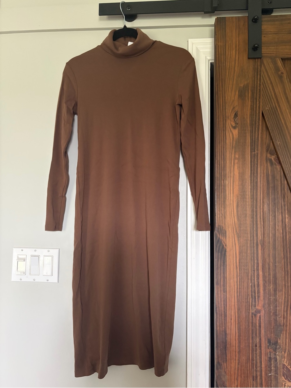 Brown Turtleneck Long Sleeve Midi Dress